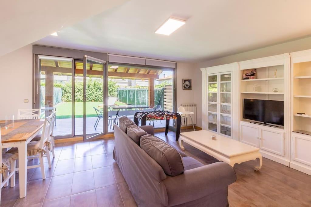 Chalet En Ciruena Con Barbacoa Εξωτερικό φωτογραφία