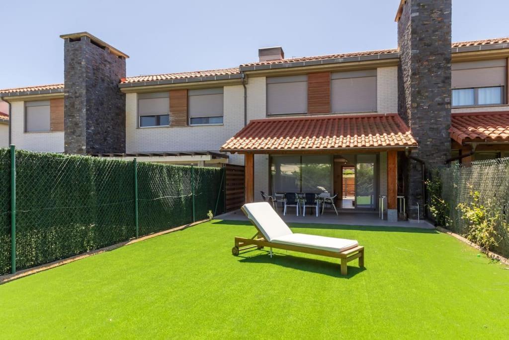 Chalet En Ciruena Con Barbacoa Εξωτερικό φωτογραφία